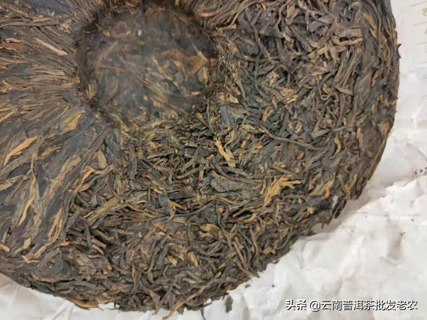 08年私人收藏勐库大叶生茶1000克，藤条大树茶手工