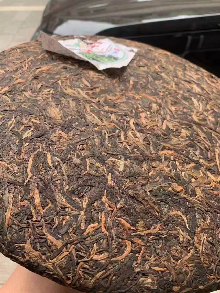 老曼峨品牌出的3000克大饼，班章金典，白菜有机国际