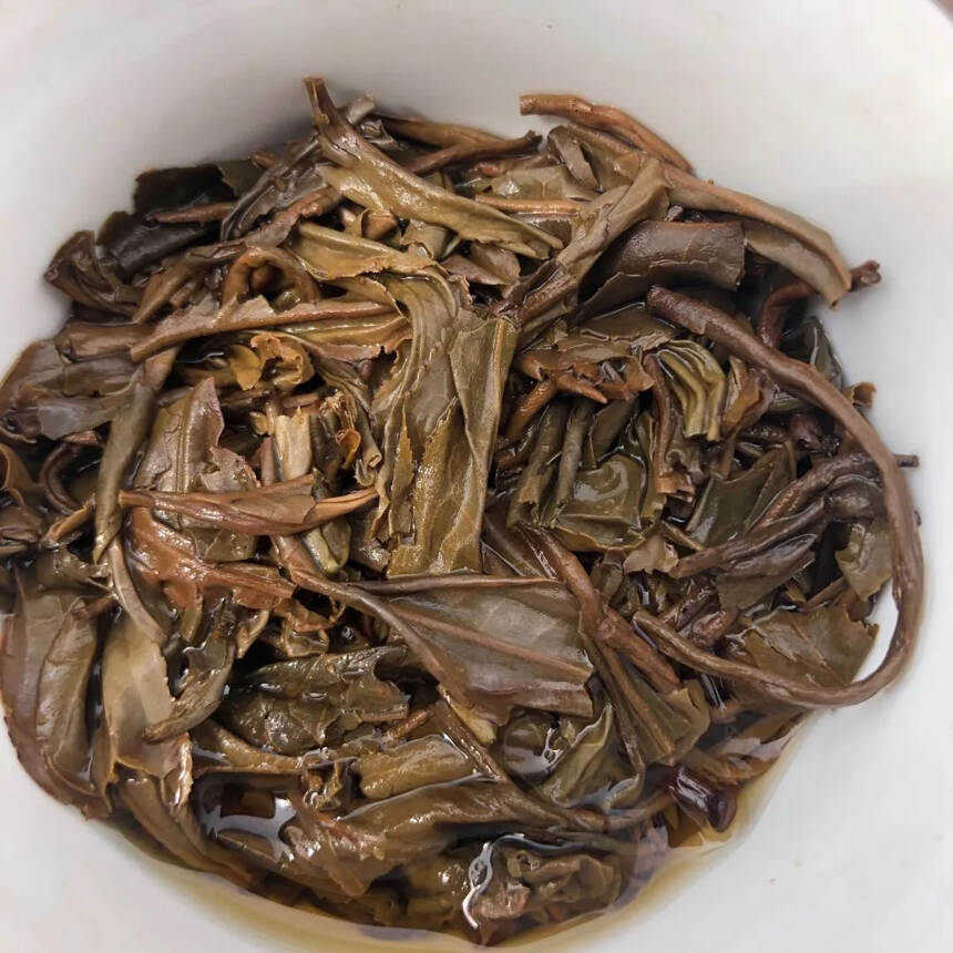 01年老班章茶砖生茶#茶# #普洱茶# #收藏#