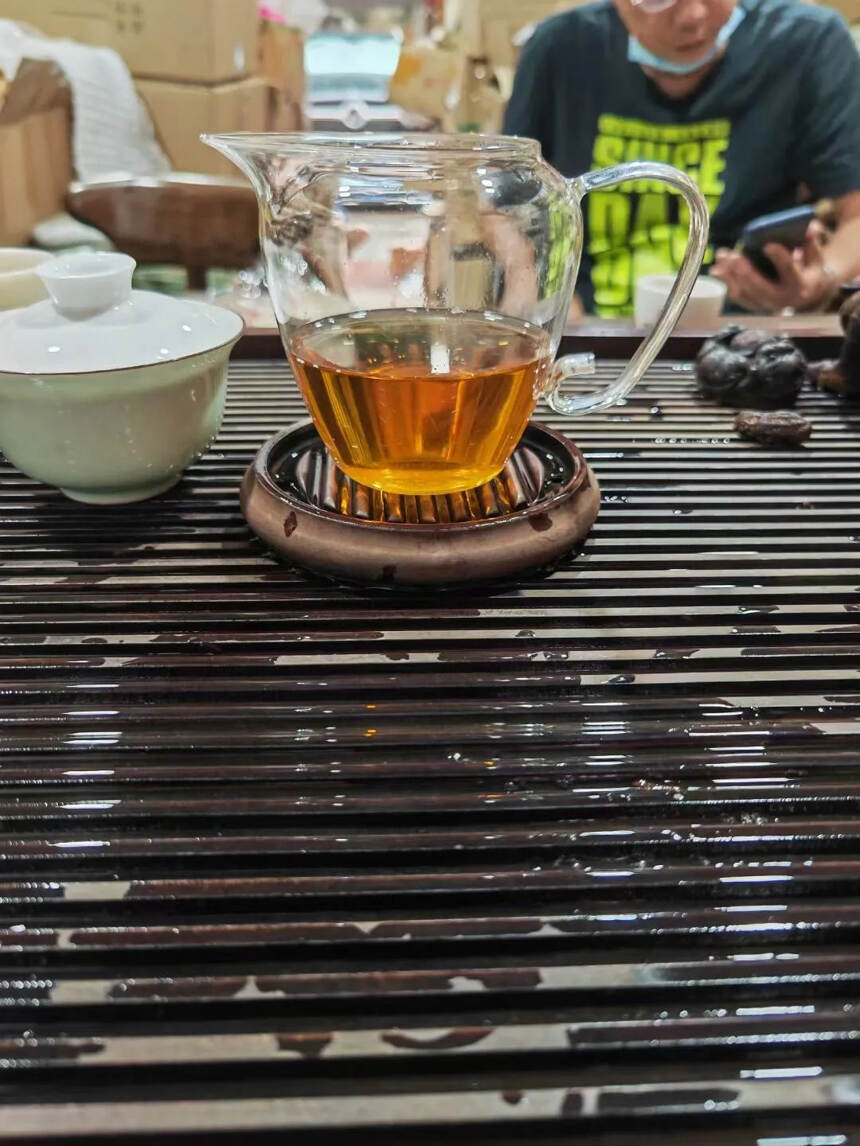 此茶能带你真正领会布朗茶区的纯正味道的茶，可以说标杆