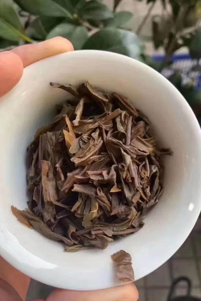 ??04年百年老字号圆茶（宋聘号）规格:357g/饼