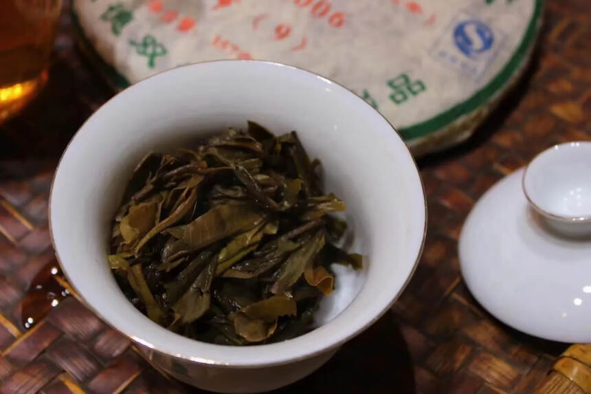 2006年双雄茶厂第九届芒果节纪念茶?昆明仓高香，采