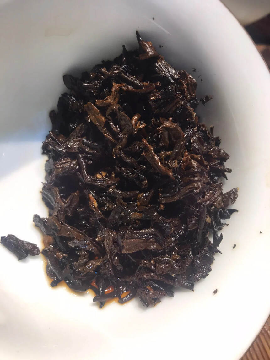 世界第一好喝的茶柱，不信试试！80年代冰岛熟茶茶柱，