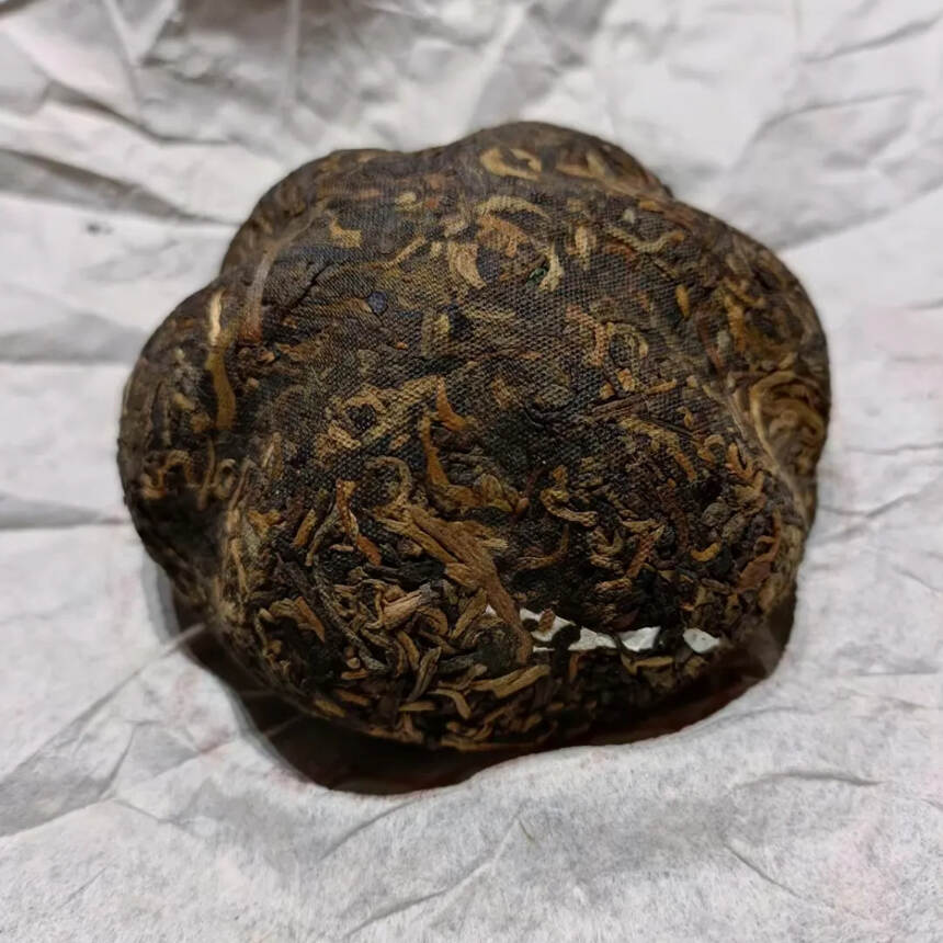 98年花开富贵金瓜生沱100克/个，一条5个，有烟韵