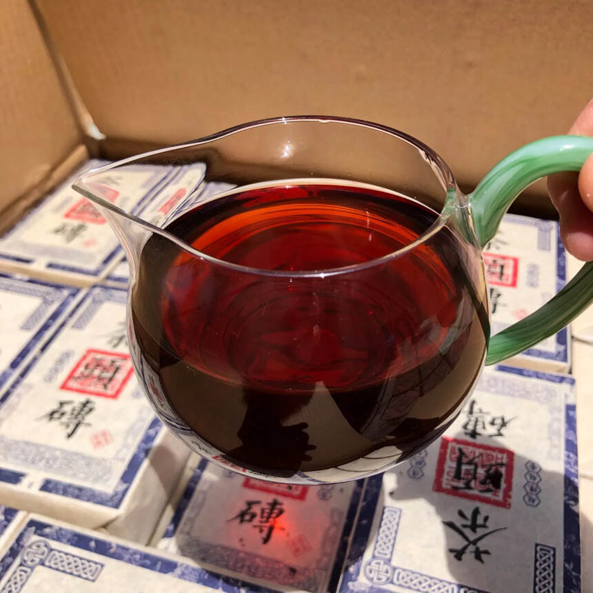 90年代冰岛茶头砖500克熟茶，老茶头超高性价比，耐