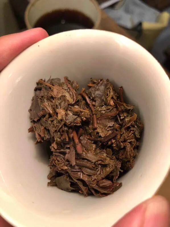 99年景迈古树茶砖，福禄寿喜生砖！
规格：一件27包