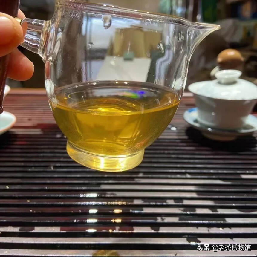 2019年，冰岛茶王散生茶，一件18篓
500克一篓