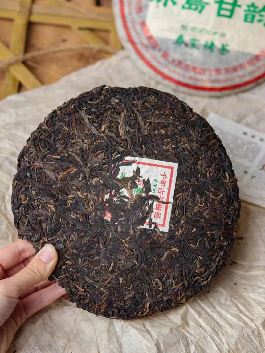 2003年彝族烤茶冰岛
?彝族工艺烤茶，口感非常不错