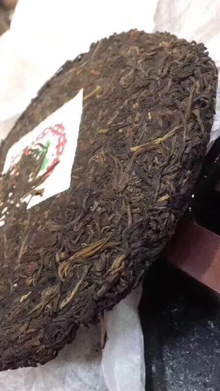 超级好喝的老茶快看这款98年凤庆小绿印生茶，干仓存放