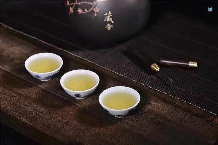 真正的云南白茶！
2019年早春古树单芽月光白100