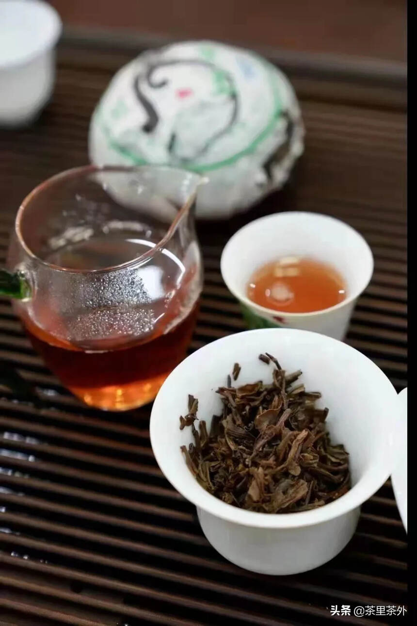 澜沧古茶2010年林中王虎沱，原料选用于澜沧江流域的