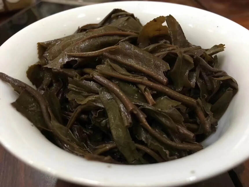 2000年公章饼.班章有机生态茶