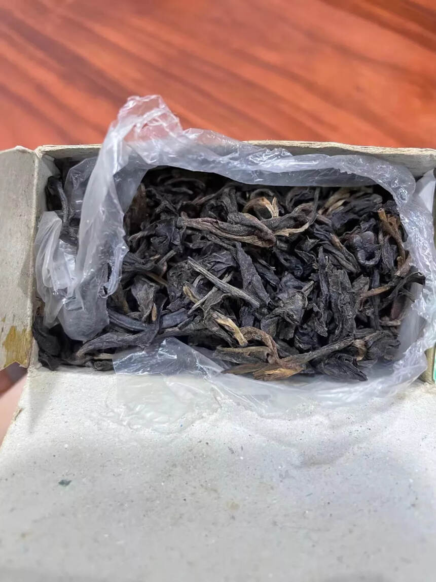 98年下关南诏春尖散茶[咖啡]淡淡的青梅香，夹杂着纯