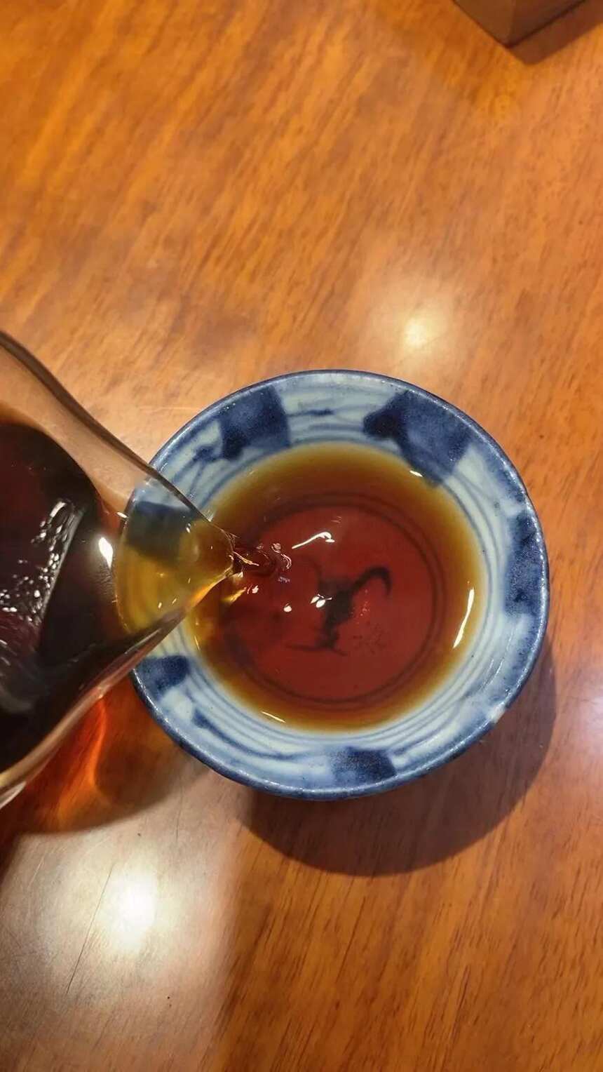 喝一口忙忙又碌碌的中年茶！
78年易武老生茶散茶，一