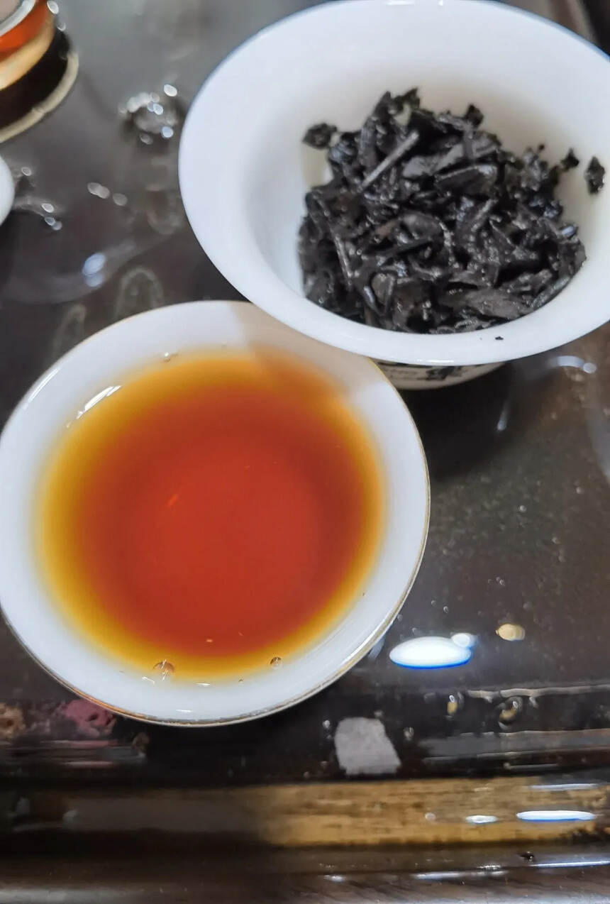 糯滑陈香厚实，昆明干仓老茶！
九十年代远年散茶熟茶2