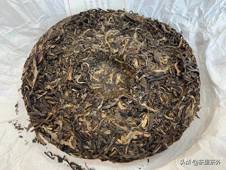 捡漏茶 42片/件  曼松 19年老茶 里外一口料，