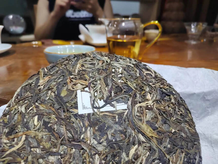 “红酒论酒庄，普洱讲山头” 云南普洱茶由于的地理环境