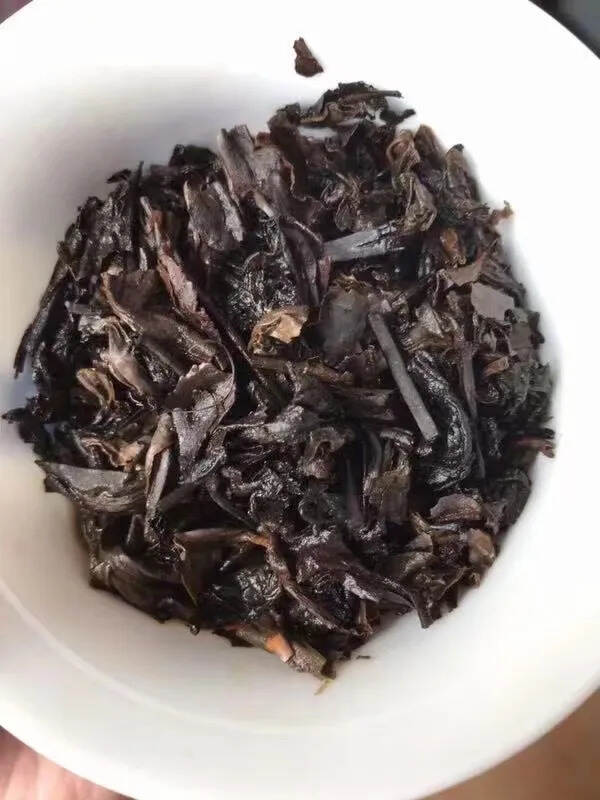 70年代同兴号老生茶，干仓老茶，木质香老樟香！