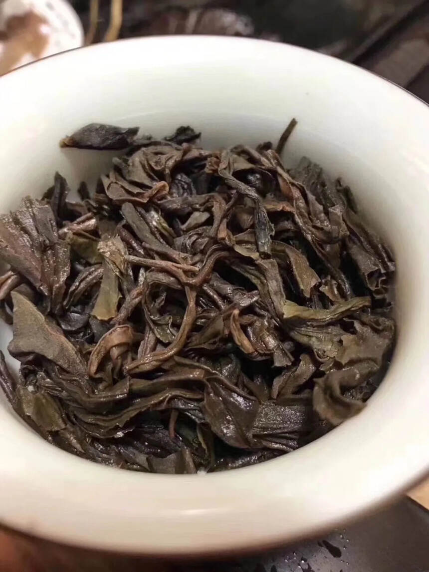 98年凤庆黄印生茶饼，纯干仓！甘甜霸气，好茶！#普洱