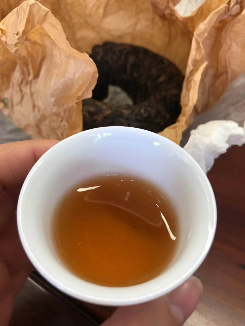 茶礼知识分享
俗话说：“酒满敬人，茶满欺人”，那么茶