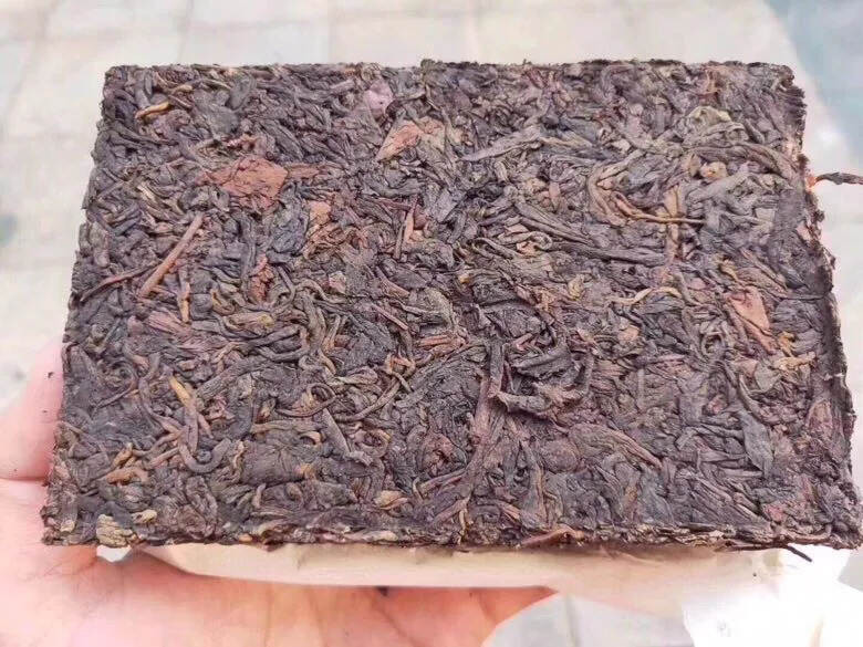 89年中茶7581熟砖 干仓，一款老茶砖 250克