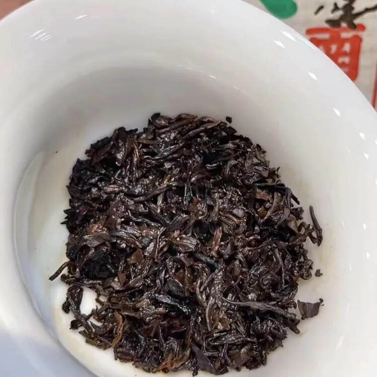 ??南峤2005年班章普洱王，用班章料发酵的熟茶，蜜