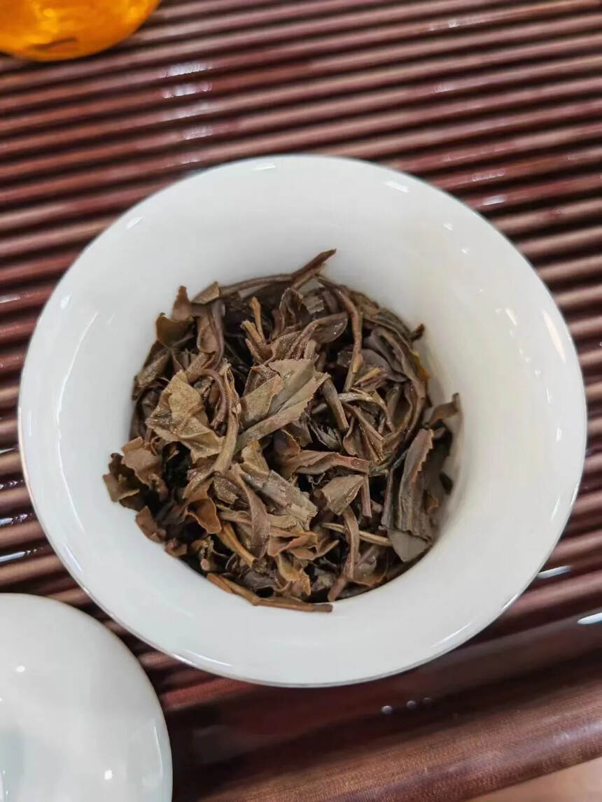 2011年福海茶厂那卡乔木早春青饼#普洱茶# #茶生