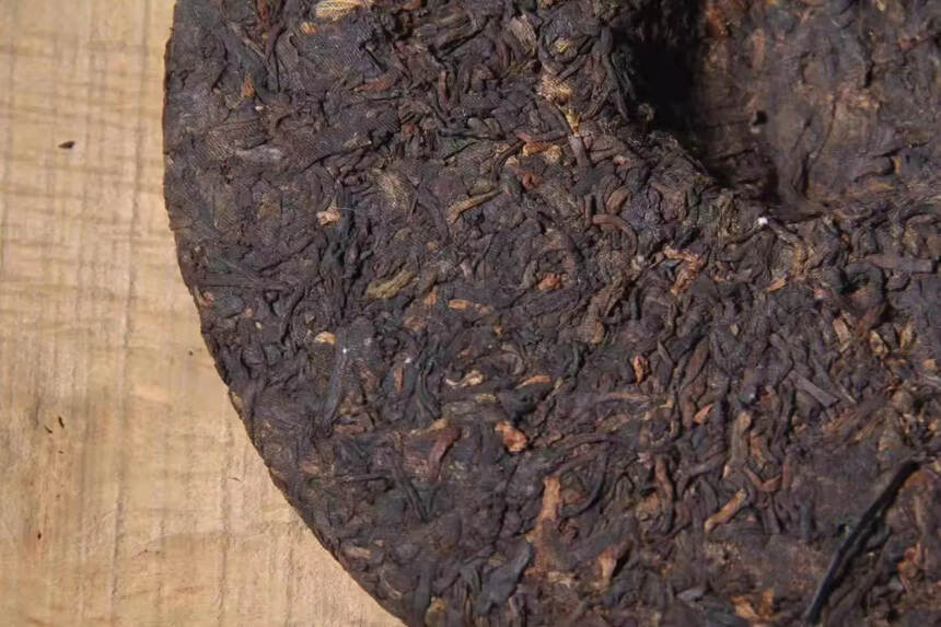 2004年布朗正春老熟茶！臻藏品，一款米汤香馥郁的高