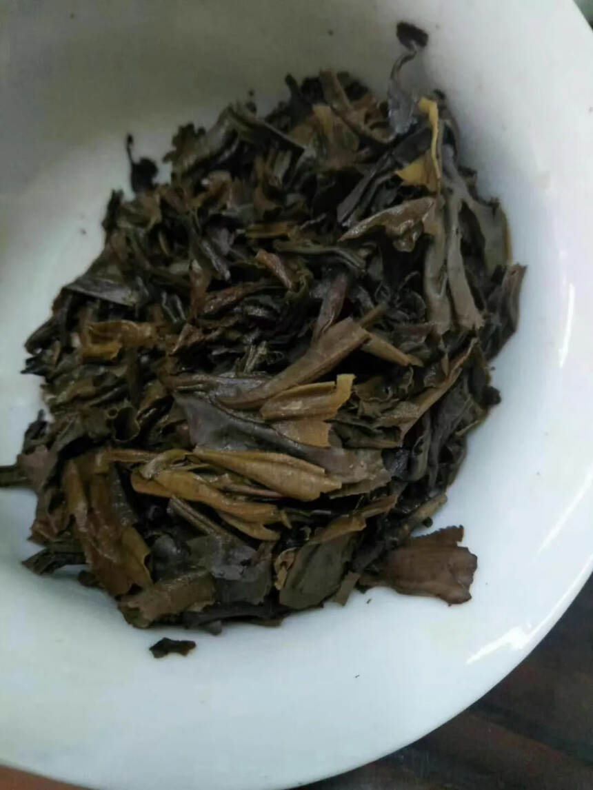 老曼峨07年班章老树茶
      07年二线品牌为