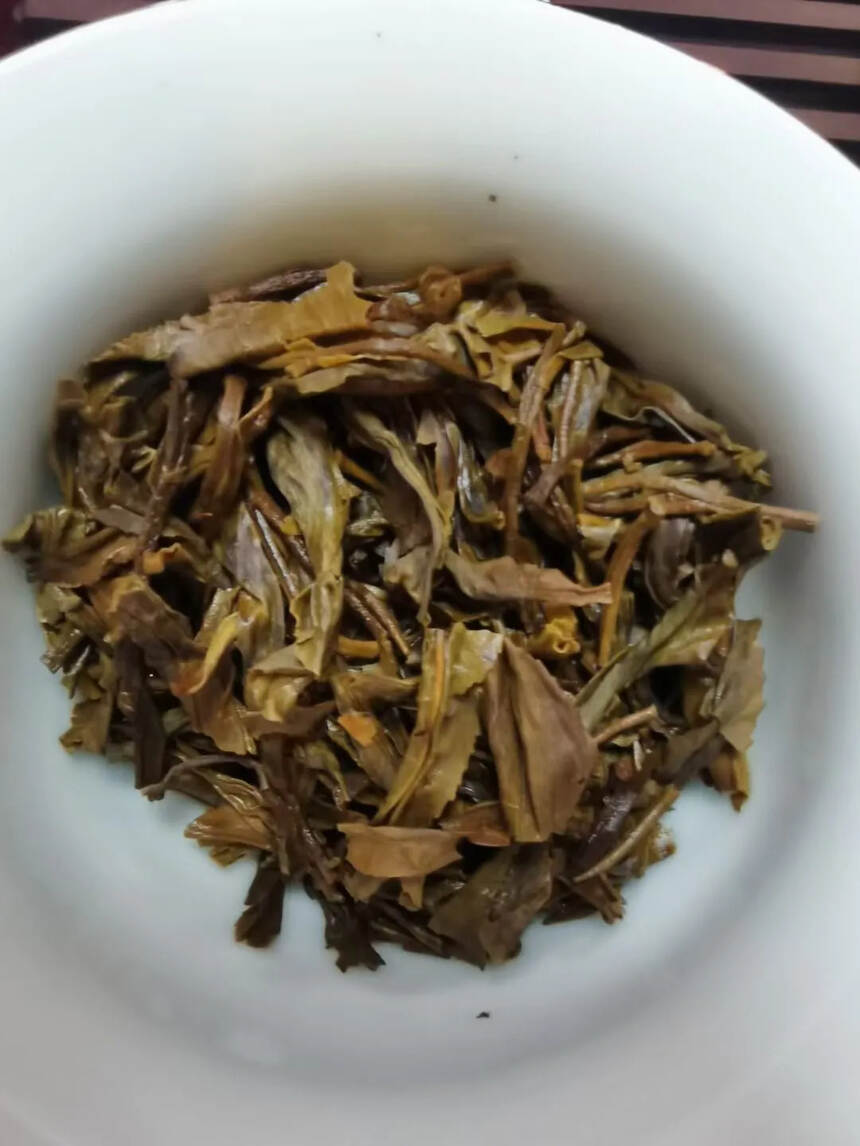 2013年易武麻黑古树茶，能代表易武茶的香甜柔滑顺#