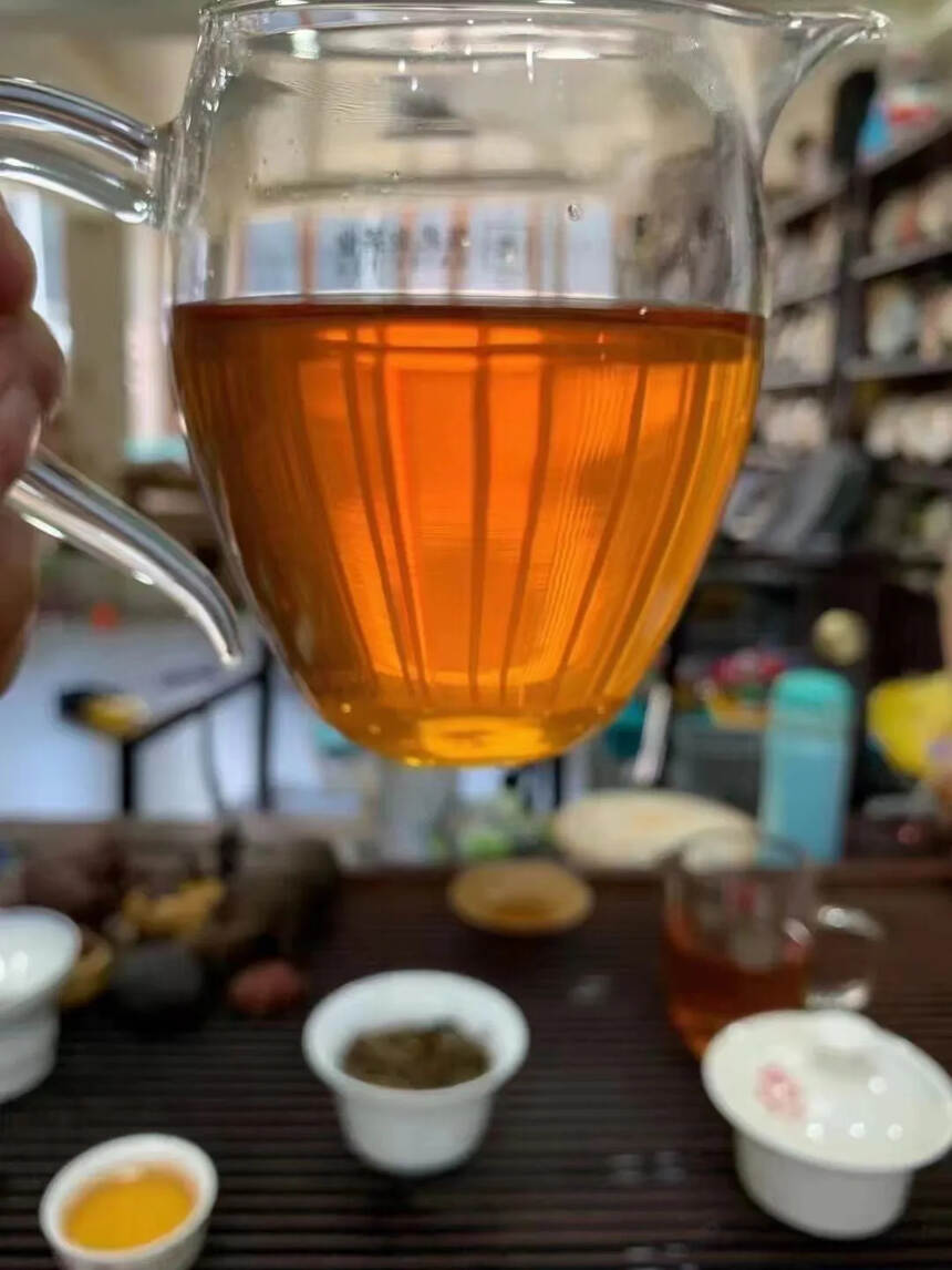 2012年六大茶山黄印 印级普洱 生茶，口感霸气，一