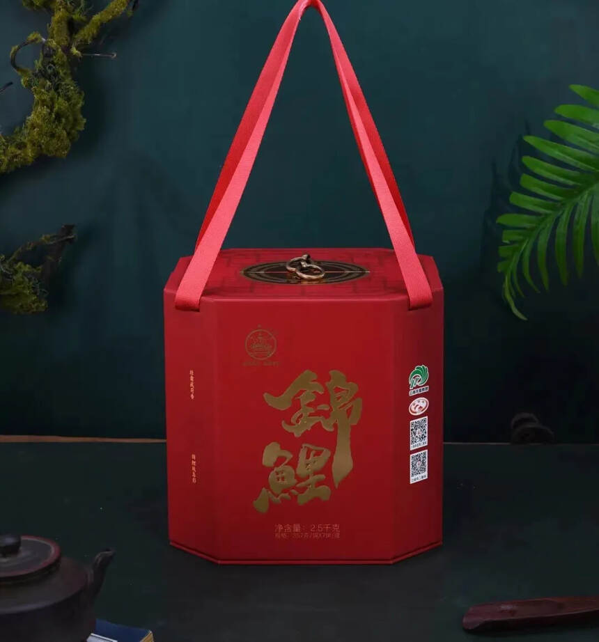 #普洱茶# 2020年八角亭锦鲤的一提外箱，堪称一派