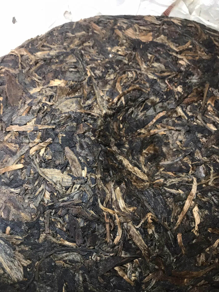 06年景谷古树茶生茶饼，357克！性价比口粮茶，条索
