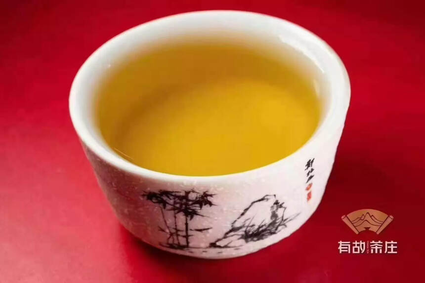 【原料】17年普洱?景迈山老树春茶发酵
 【规格】熟