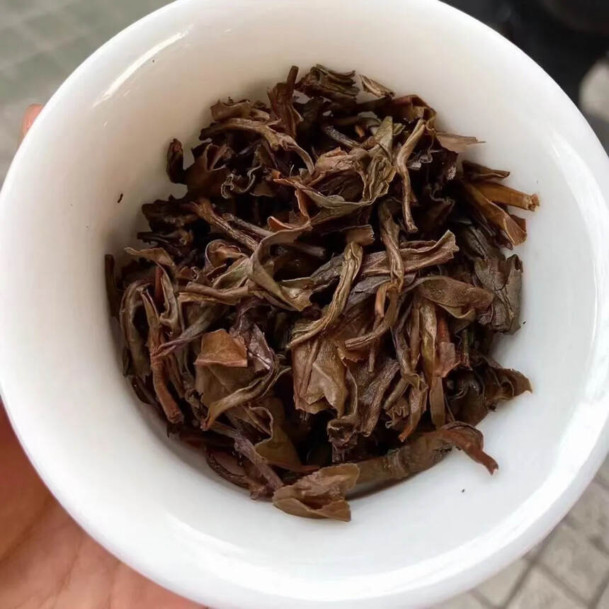 2003年茗战(斗茶)·班章状元茶
绝对的生态环境和