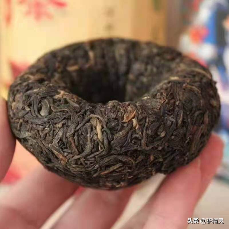 班章御贡沱茶普洱熟茶
里外一口料，口感浓醇香甜
规格