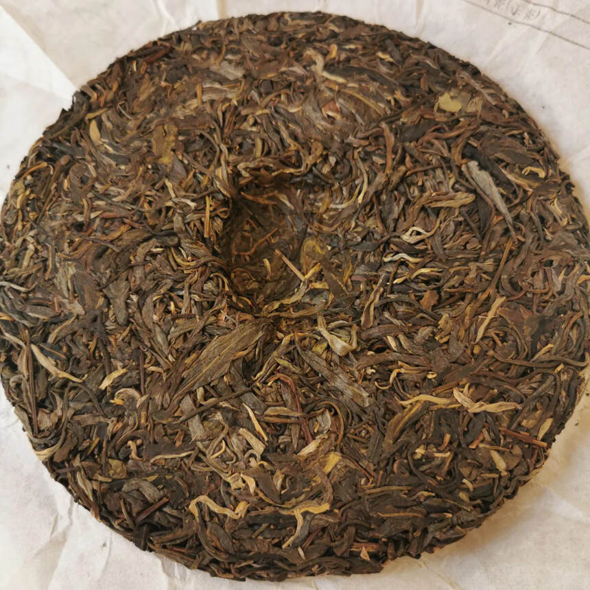 2015年邦崴生茶，特价100元