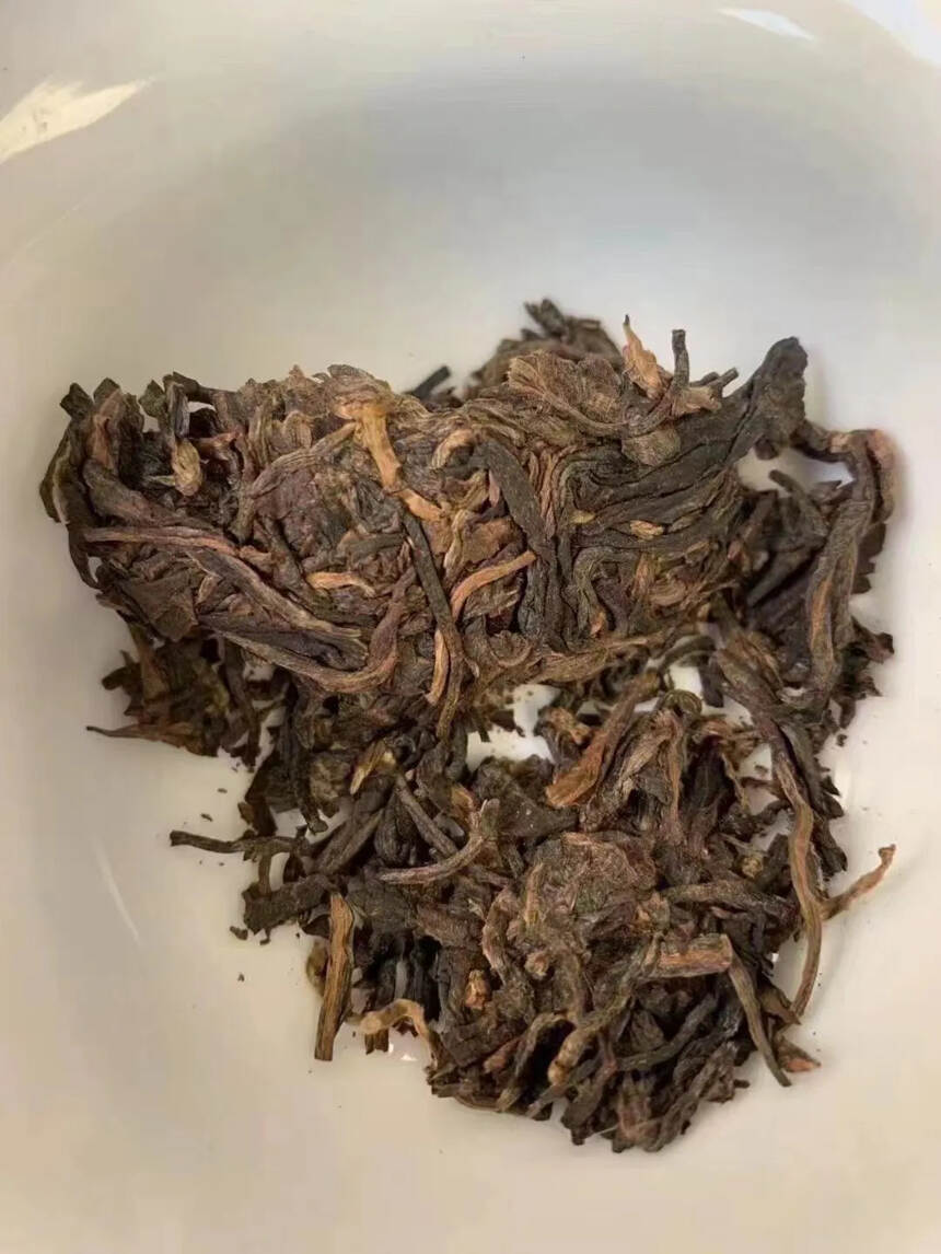 08年老班章古树沱茶
14年干仓储，老茶人匠心精选老