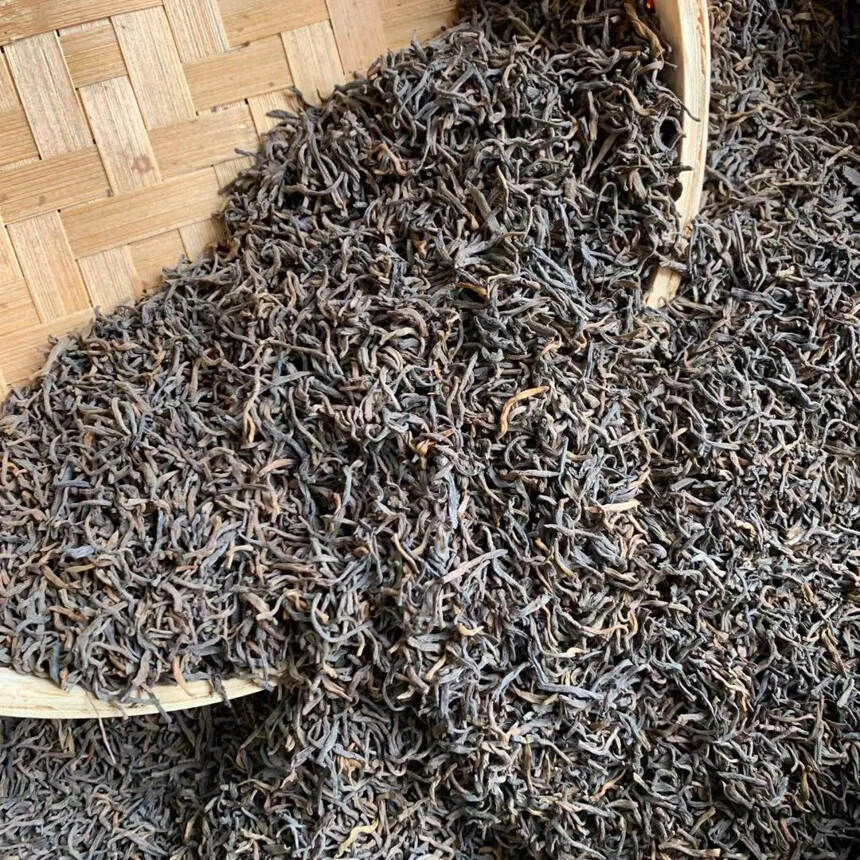 97年班章宫廷散茶，熟茶。汤稠水香，熟茶中的经典好茶