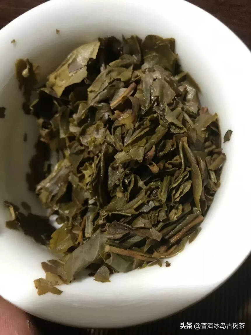 2018年忙肺古树黄片砖茶250克。甜水好，茶气足。