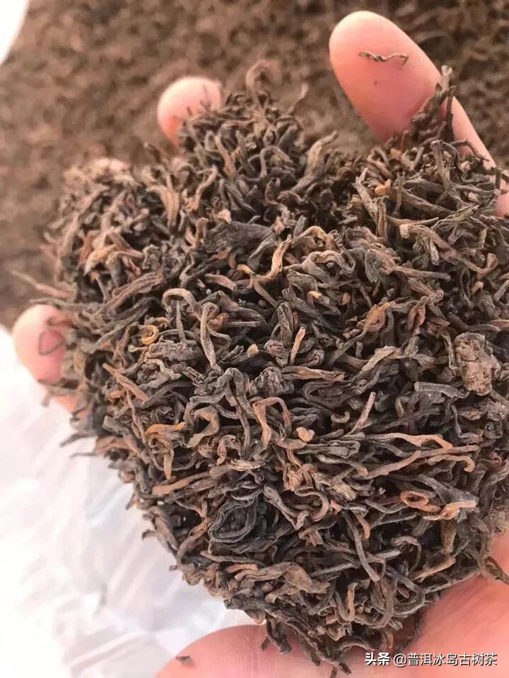 80年代老熟茶，白针金莲老散茶！仅余4600克！处理