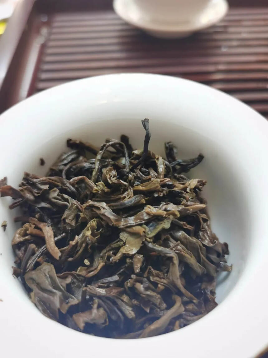 2003年那卡竹筒茶，净重500克一条
经久耐泡且回