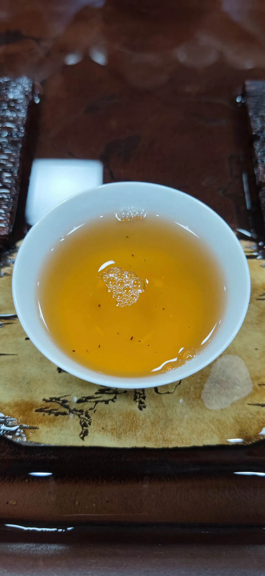 班章老树 烟香入水 茶气足 回甘强烈