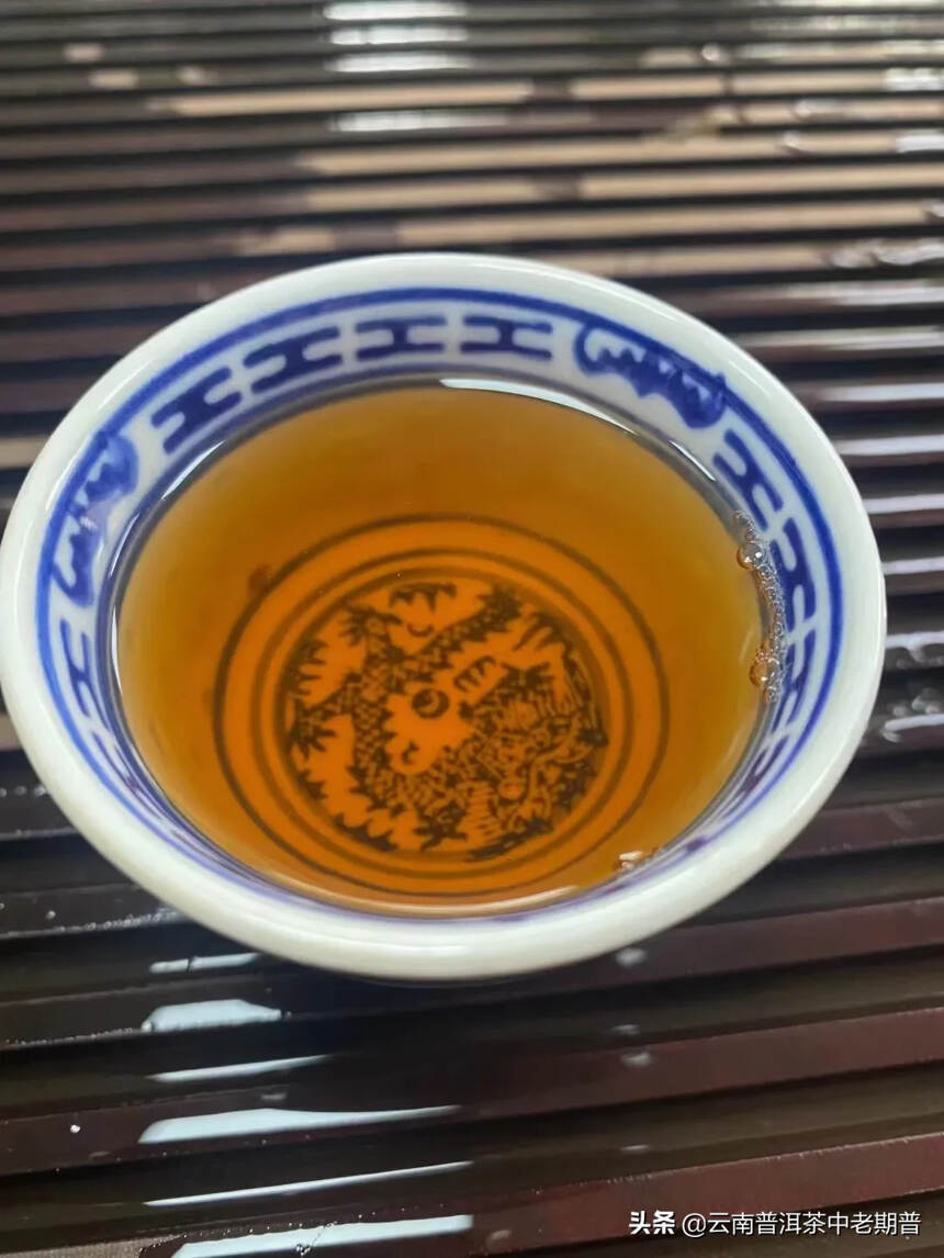 03年易武银毫沱茶

干仓高香，蜜香蜜韵，茶气足回甘