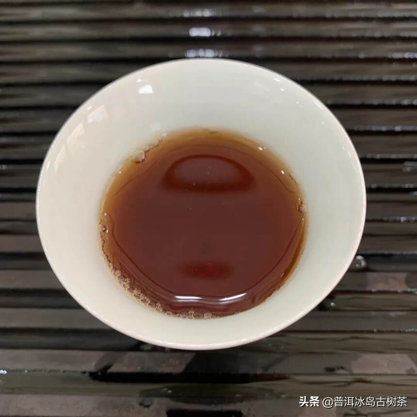 #茶# 80年代同庆号老生茶。干仓转化，药香很好。