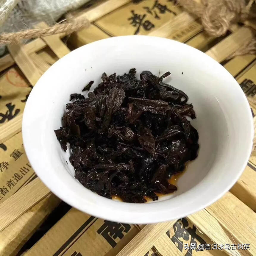 1998年花园茶厂最后一批7581老熟砖，整件原装竹