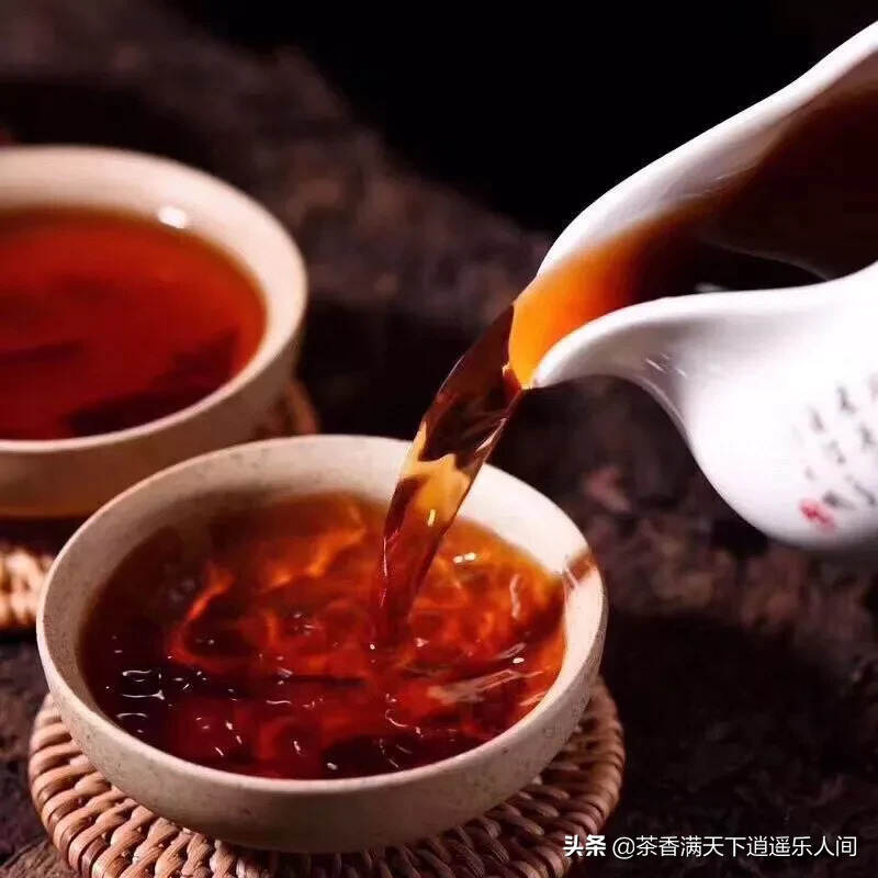 85年老黄片丑饼熟茶