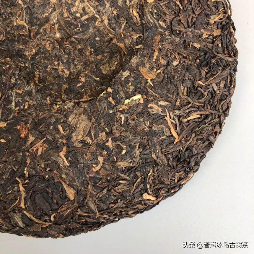 98年南糯山野生饼生茶，中茶出品干仓老茶！口感偏甜，