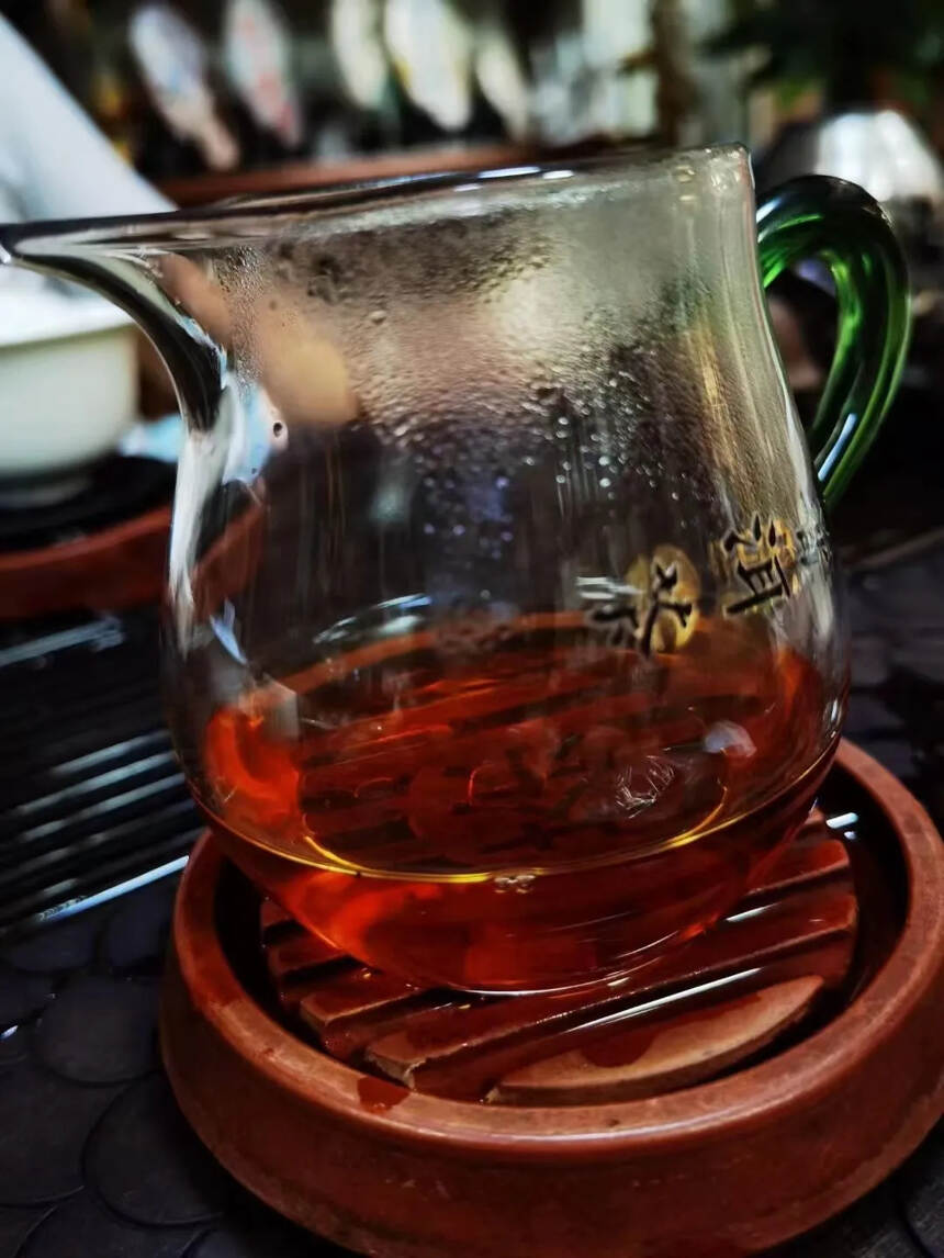 九十年代布朗班章沱茶，年份久远，自然烟味，陈香，高香