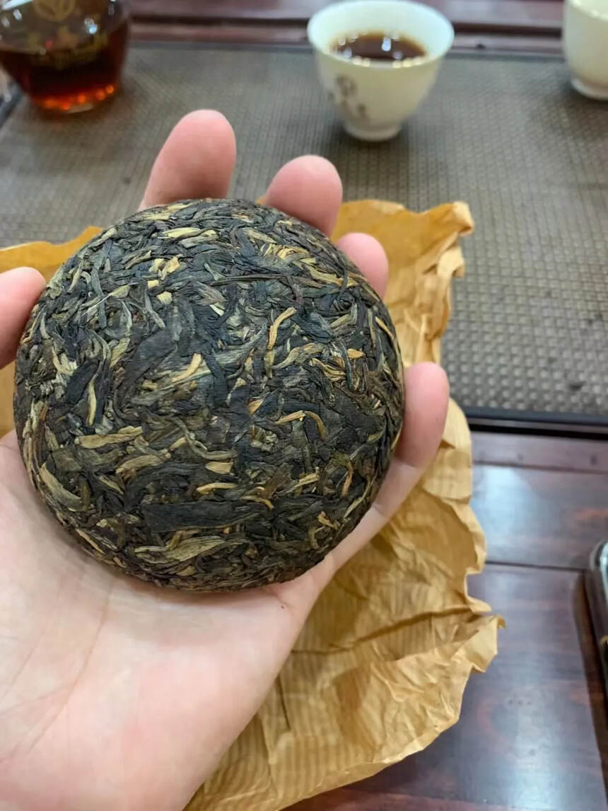 2010年福海茶厂甲级沱茶100克，清仓特惠价，